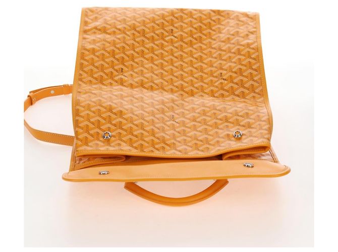 Goyard Herringbone Saint Léger Backpack PVC Leather Yellow - vista 25