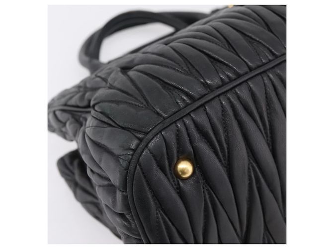 Miu Miu Matelasse Hand Bag Leather 2way Black Gold Tone - vista 16
