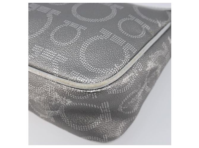 Salvatore Ferragamo Gancini Hand Bag Leather Silver - vista 15