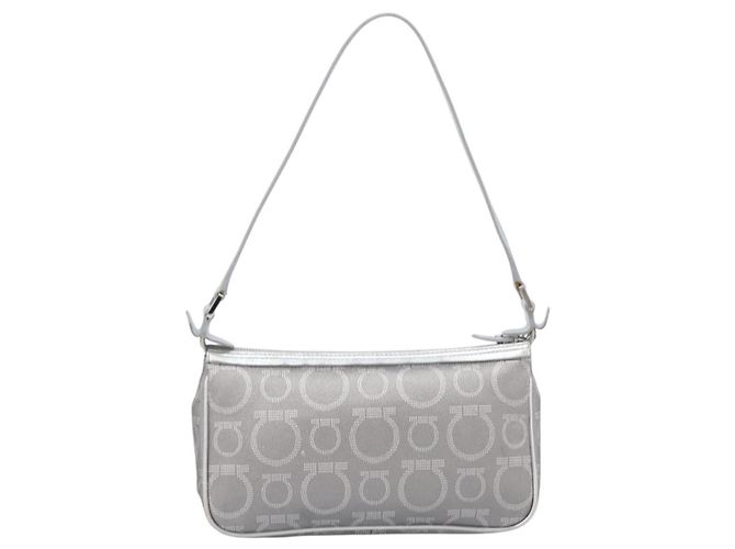 Salvatore Ferragamo Gancini Hand Bag Leather Silver - vista 2