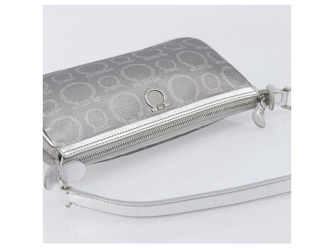 Salvatore Ferragamo Gancini Hand Bag Leather Silver - vista 6