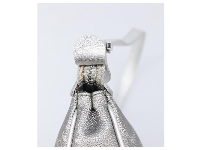 Salvatore Ferragamo Gancini Hand Bag Leather Silver - vista 8