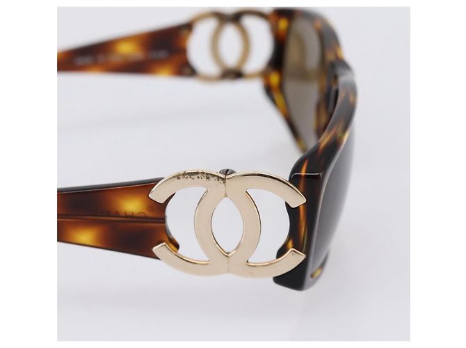 CHANEL Sunglasses plastic Brown CC - vista 4
