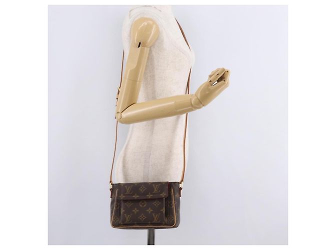 Cité LOUIS VUITTON Monogram Viva Cite PM Shoulder Bag M51165 LV - vista 28