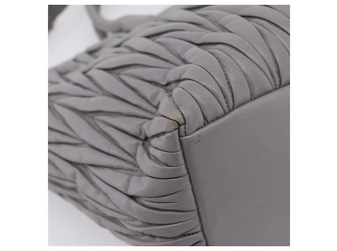 Miu Miu Matelasse Hand Bag Leather 2way Gray Gold Tone - vista 17