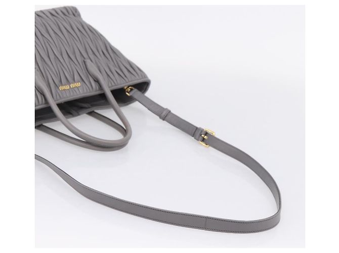 Miu Miu Matelasse Hand Bag Leather 2way Gray Gold Tone - vista 9