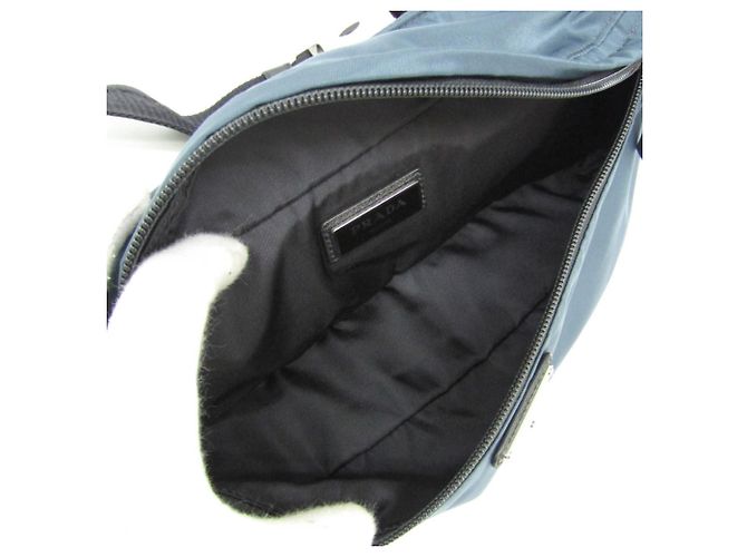 Prada TESSUTO Nylon Fanny Pack/Sling Bag - vista 3