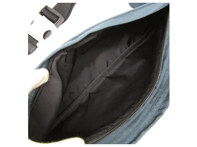 Prada TESSUTO Nylon Fanny Pack/Sling Bag - vista 4