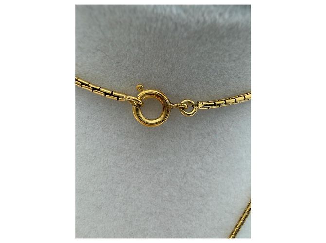 Collana Chanel Lion placcata oro con perla rossa - vista 10