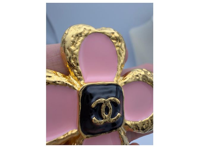 Spilla Chanel Vintage Fiore Rosa e Logo CC Dorato - vista 5