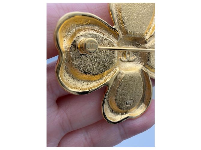 Spilla Chanel Vintage Fiore Rosa e Logo CC Dorato - vista 8