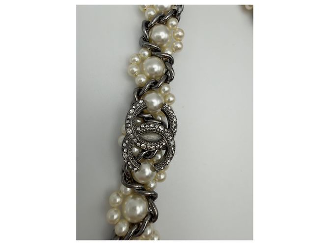 Collana lunga Chanel in perle sintetiche e strass CC - vista 4