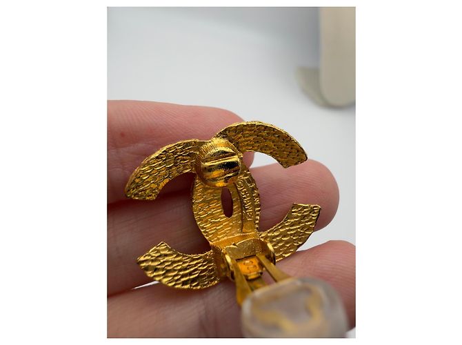 Orecchini a clip Chanel Basket-Weave CC placcati in oro - vista 5