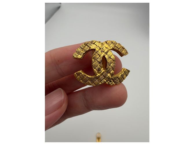 Orecchini a clip Chanel Basket-Weave CC placcati in oro - vista 7