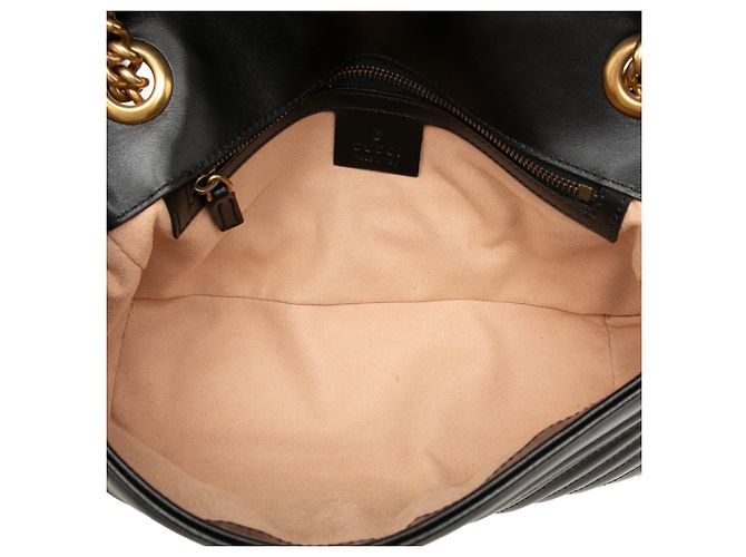 Gucci GG Marmont gesteppte Schultertasche aus Kalbsleder in Schwarz Medium - Ansicht 4