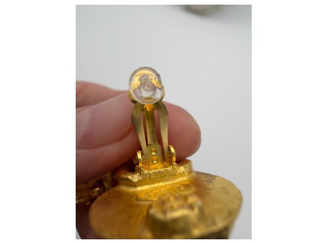 Pendientes de clip Chanel CC con perlas sintéticas - vista 7