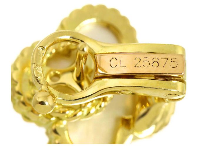 Orecchini Van Cleef & Arpels Alhambra in madreperla e oro giallo 18K - vista 5