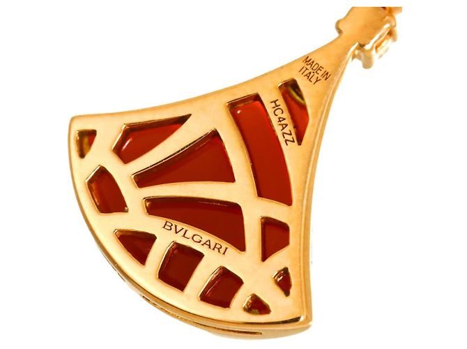 Bulgari Orecchini Bvlgari Diva's Dream in corniola e diamanti - vista 4