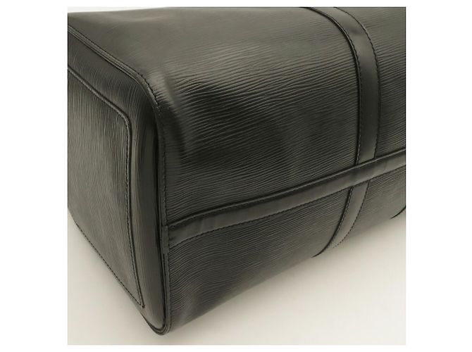Borsa Boston Louis Vuitton Keepall 45 in pelle Epi - vista 4