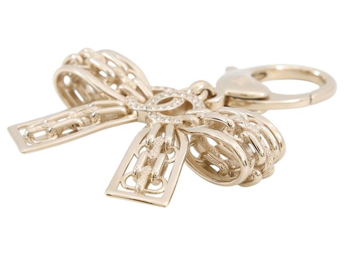 Charm per borsa Chanel Oro Metallo e Strass - vista 2