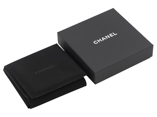 Portachiavi Chanel - Cuore in perle finte Coco Mark - vista 8