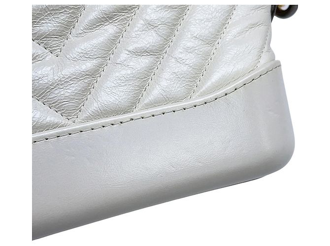 Chanel Schultertasche mit Kette - Ansicht 12