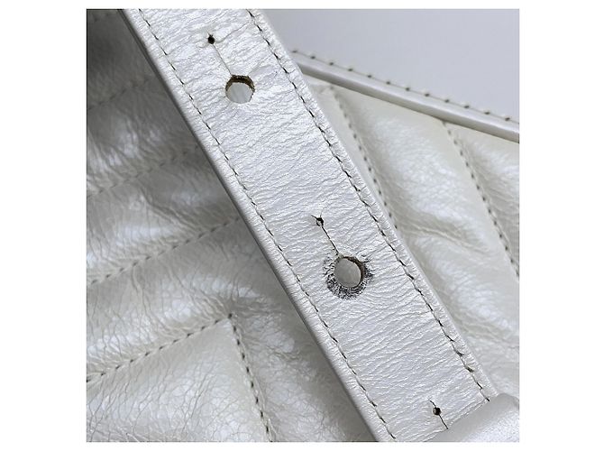 Chanel Schultertasche mit Kette - Ansicht 14