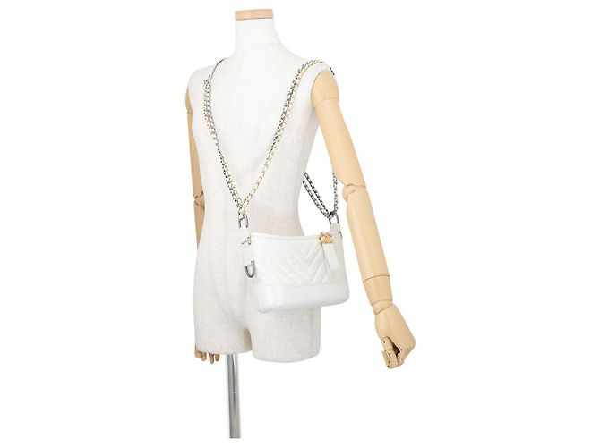 Chanel Schultertasche mit Kette - Ansicht 7