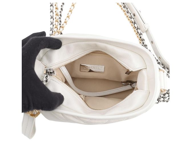 Chanel Schultertasche mit Kette - Ansicht 8
