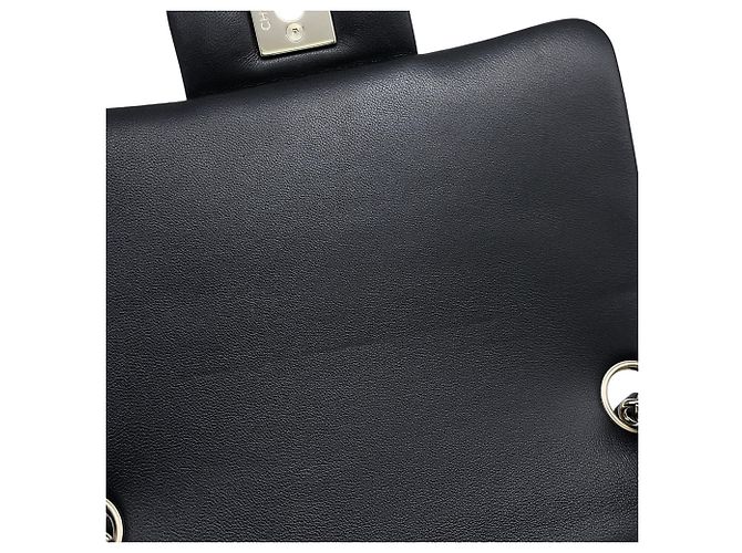 Borsa a tracolla Chanel Mini Classic Matelassé con catena - vista 9