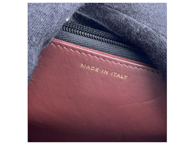Portafoglio a catena Chanel in pelle di vitello martellata nera - vista 15