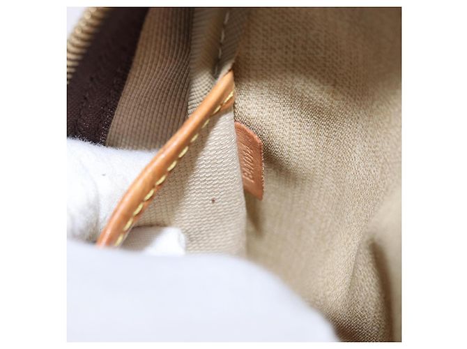 Louis Vuitton Trouville Monogram Canvas Medium - vista 7