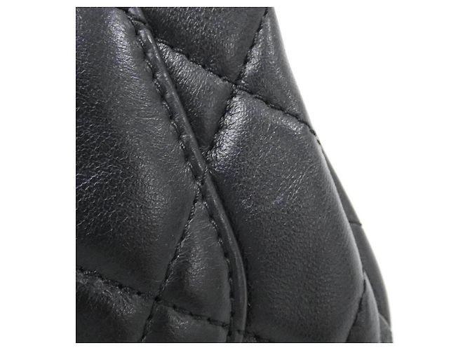 Chanel Mini-Tasche aus Lammleder - Ansicht 4