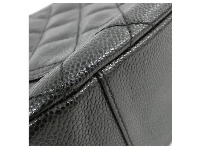 Borsa a tracolla Chanel in pelle Caviar - vista 3