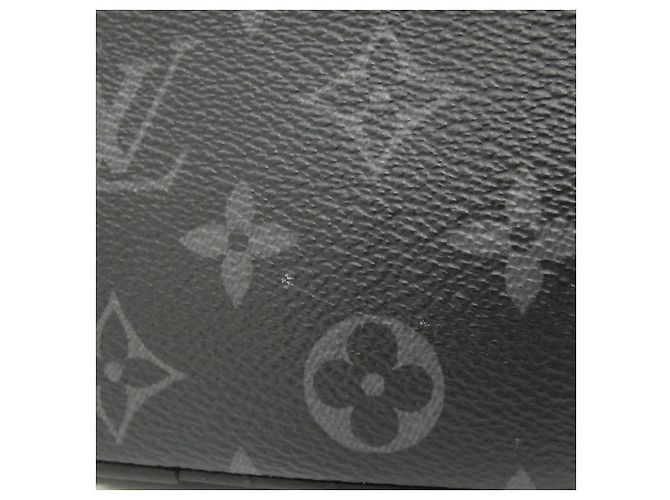 Louis Vuitton Monogram Eclipse Alpha Wearable Wallet Shoulder Bag - vista 5