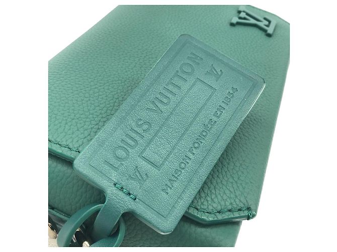 Louis Vuitton LV Aerogram Fastline Wearable Wallet Calf Shoulder Bag - vista 4