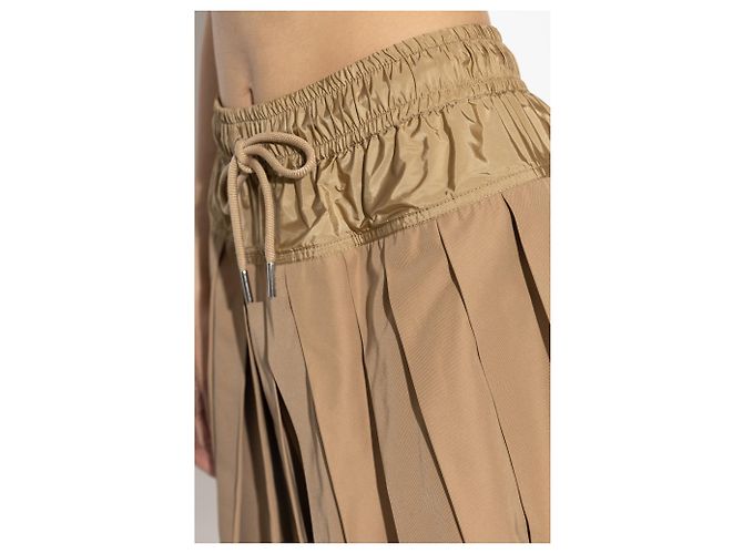 Falda plisada Moncler beige corte en A - vista 3