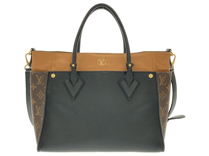Louis Vuitton On My Side Monogram Calf Tote Bag - Ansicht 2
