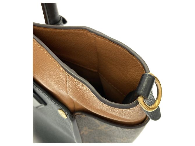 Louis Vuitton On My Side Monogram Calf Tote Bag - Ansicht 5