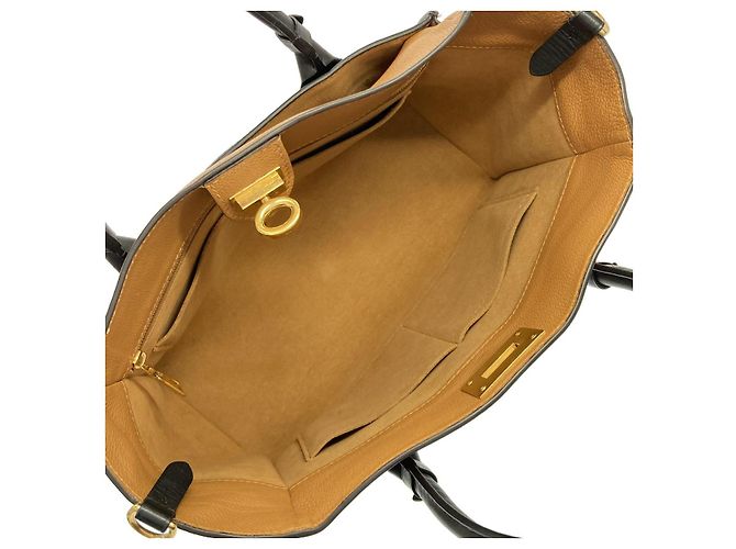 Louis Vuitton On My Side Monogram Calf Tote Bag - Ansicht 8