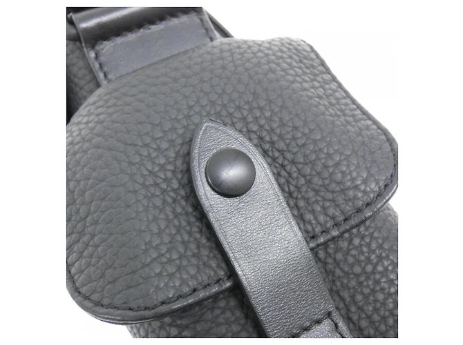 Louis Vuitton Christopher Messenger Schultertasche aus Kalbsleder - Ansicht 5