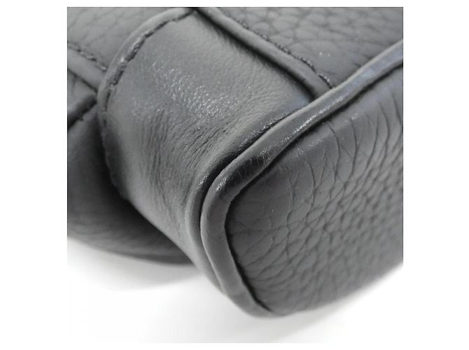 Borsa a tracolla Louis Vuitton Christopher XS Monogram Taurillon - vista 3