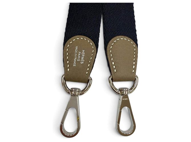 Borsa a tracolla Hermès Evelyne TPM Taurillon Clemence - vista 9