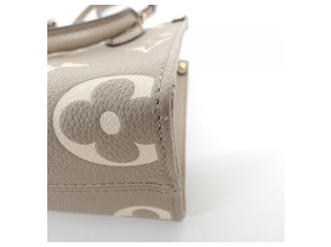 Bolso Louis Vuitton OnTheGo BB Monogram Empreinte - vista 2