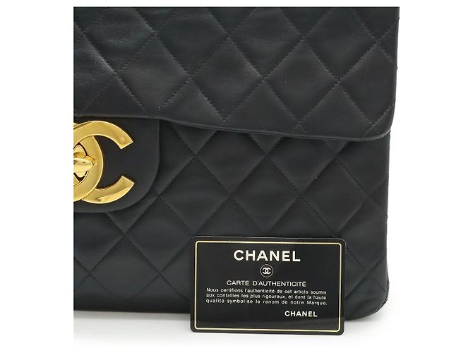 Borsa a tracolla Chanel in pelle Matelassé - vista 9