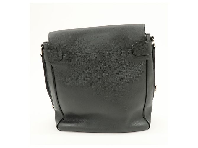 Louis Vuitton Roman Taiga Leather GM - vista 2