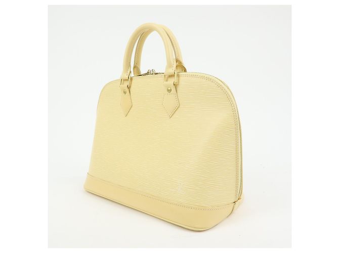 Louis Vuitton Alma Epi Leather PM - vista 3