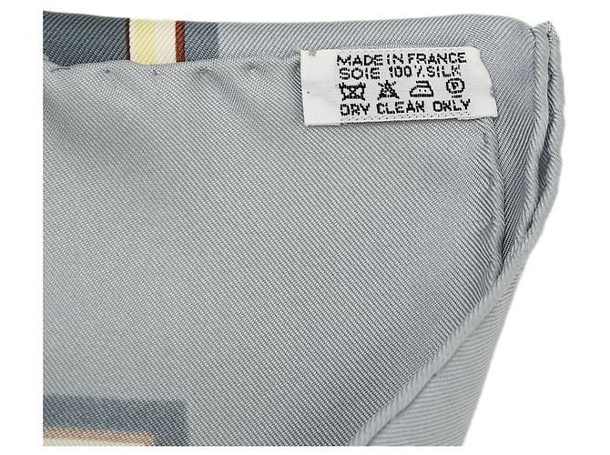 Pañuelo de seda Hermès World Map Gris 90 - vista 7