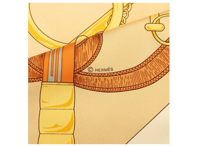 Carré di seta Hermès Eperon D'Or Beige 90 Scarves - vista 5
