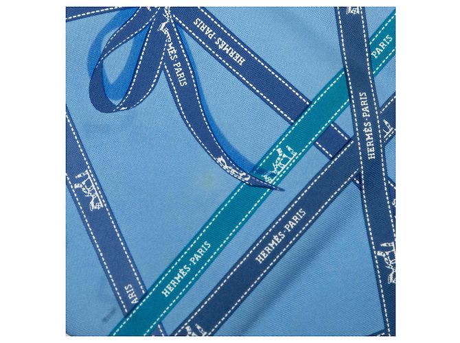 Foulard di seta triangolare Hermès Bolduc Pointu Blue - vista 6